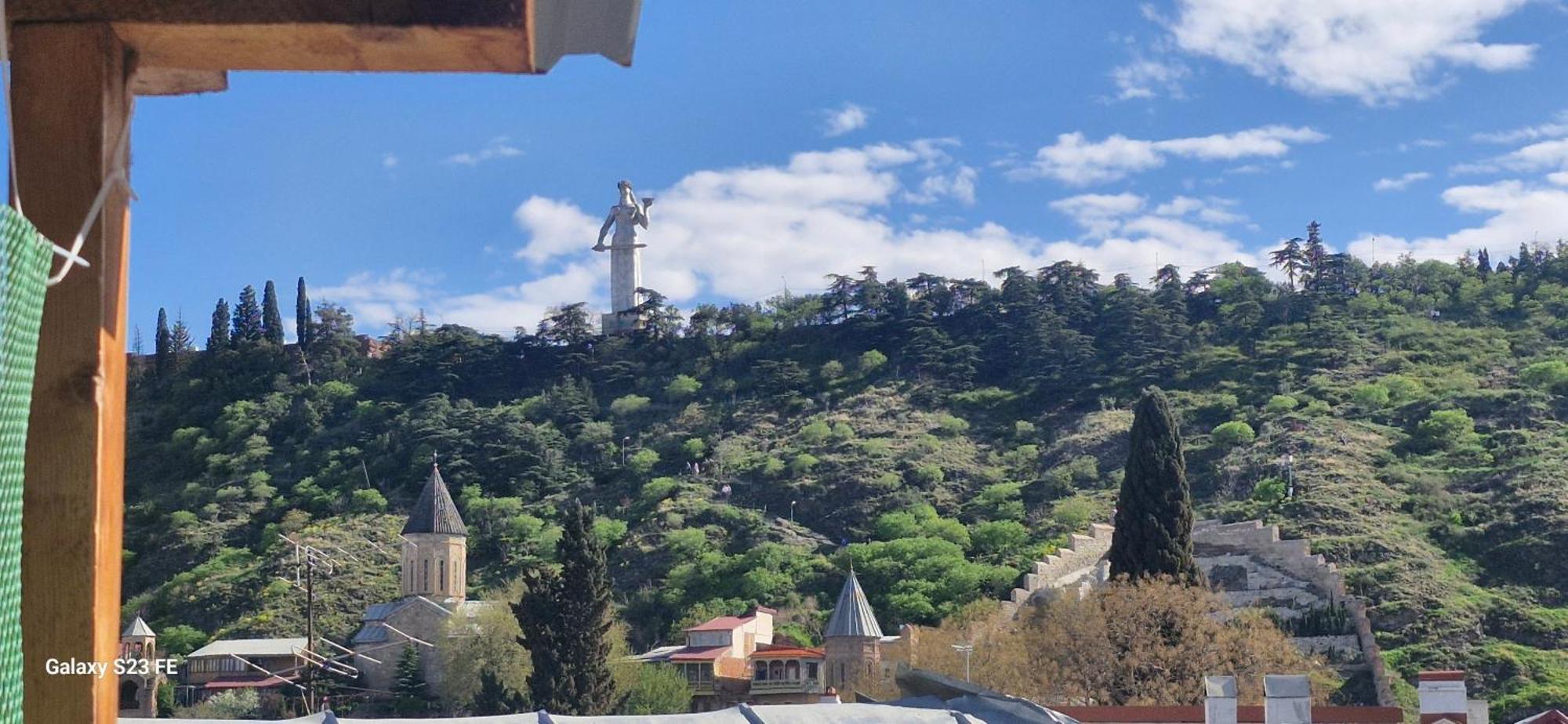 Queen' Palase Tbilisi Buitenkant foto